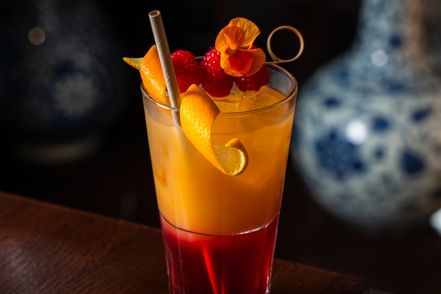 Min Jiang Bar Cocktail Min Jiang Sunrise