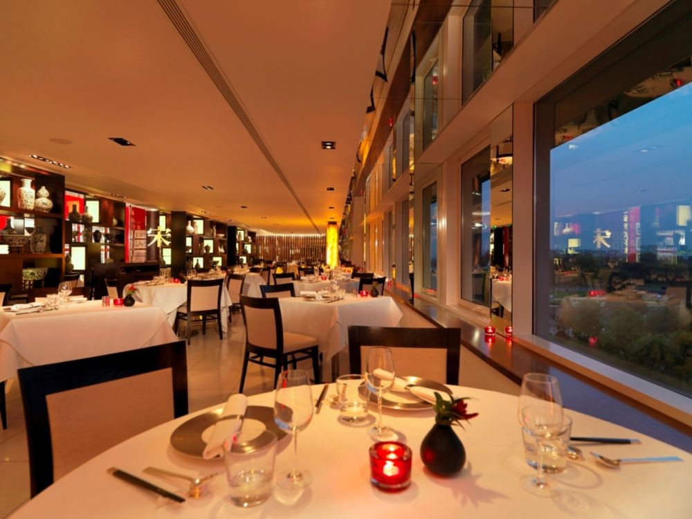 Min Jiang Main Dining Area