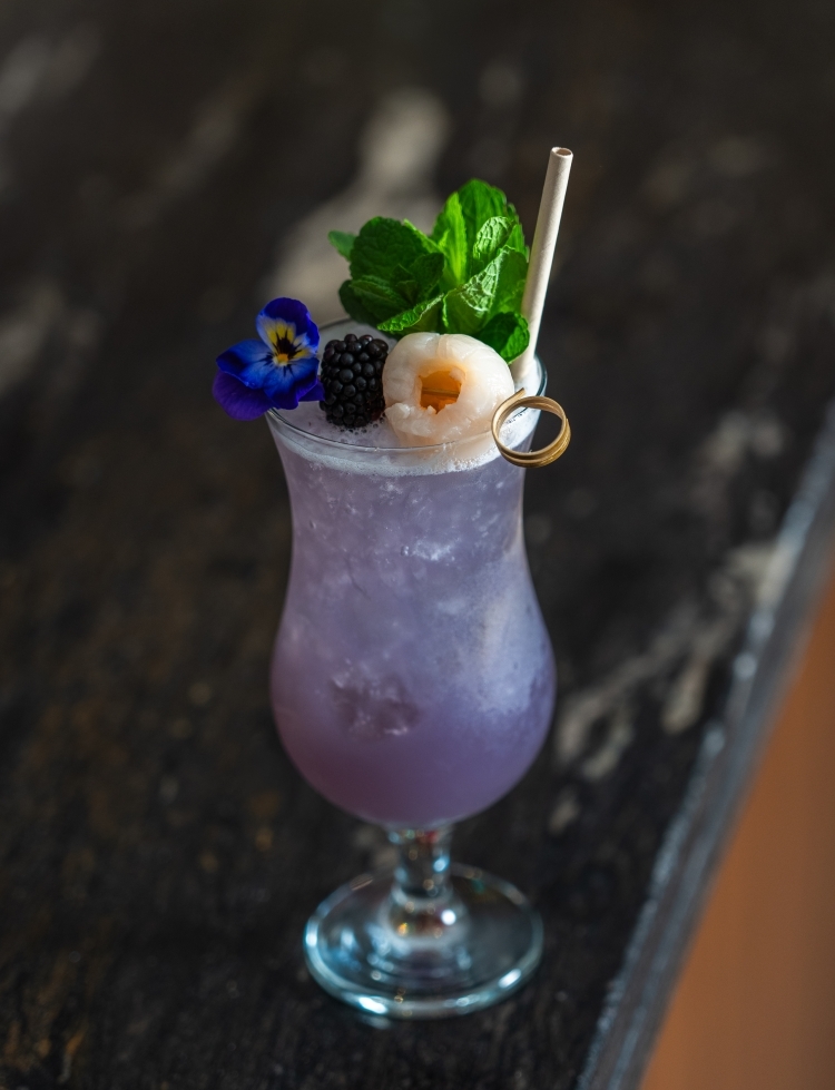 Min Jiang Cocktail Midnight Lotus